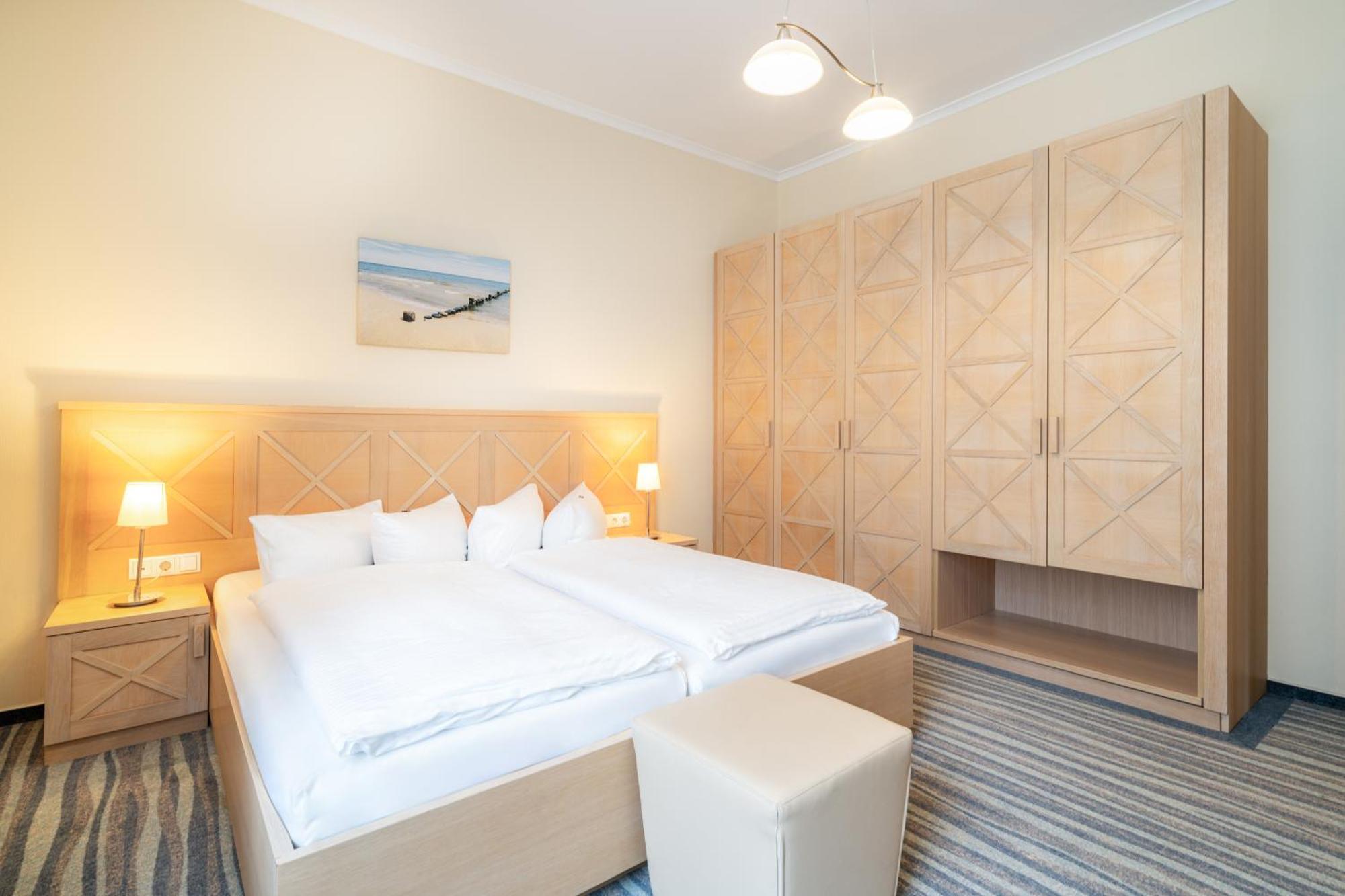Strandhotel Seerose Kolpinsee Luaran gambar