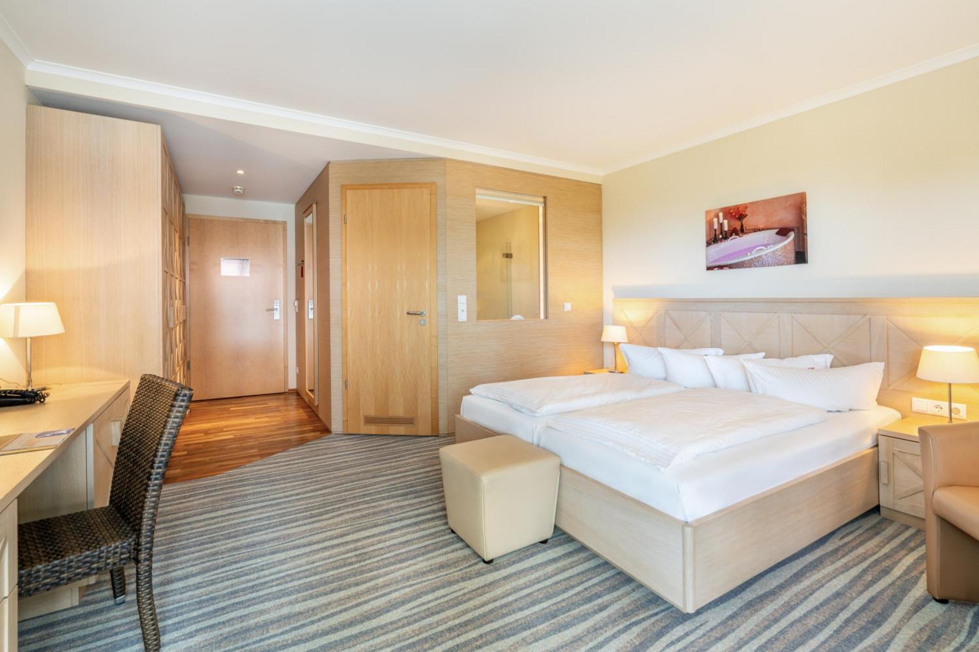 Strandhotel Seerose Kolpinsee Luaran gambar