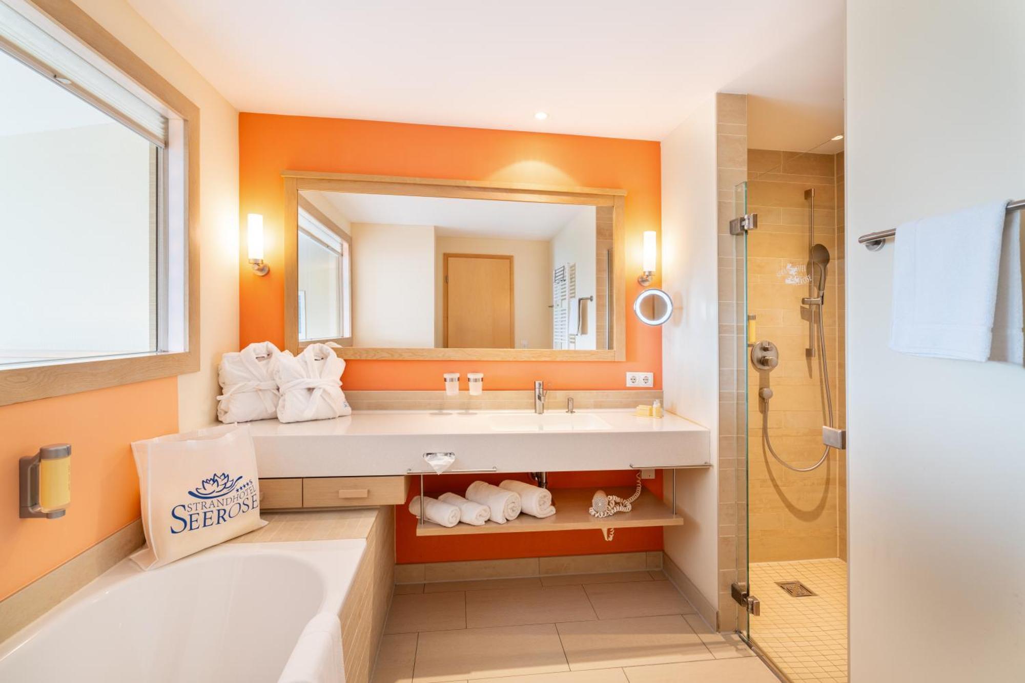 Strandhotel Seerose Kolpinsee Luaran gambar