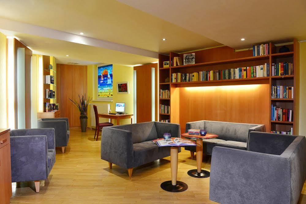 Strandhotel Seerose Kolpinsee Luaran gambar